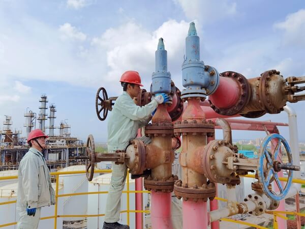 华浩轩公司全力奋战技改任务为早日投运夯实基础